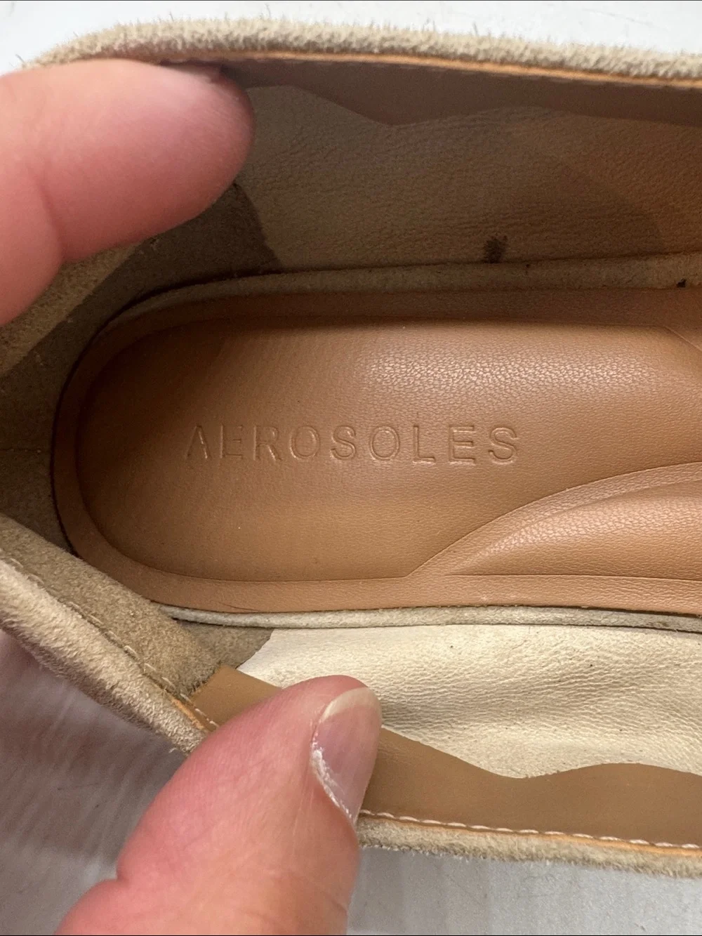 AEROSOLES Men's Beige Suede Slip-On Loafers Size 7.5 MCL10108B